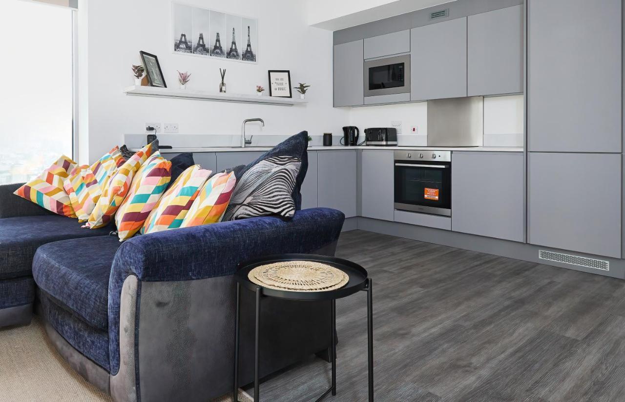 Morden Lovely 3Bedroom Apartment London Abbey Wood Zewnętrze zdjęcie