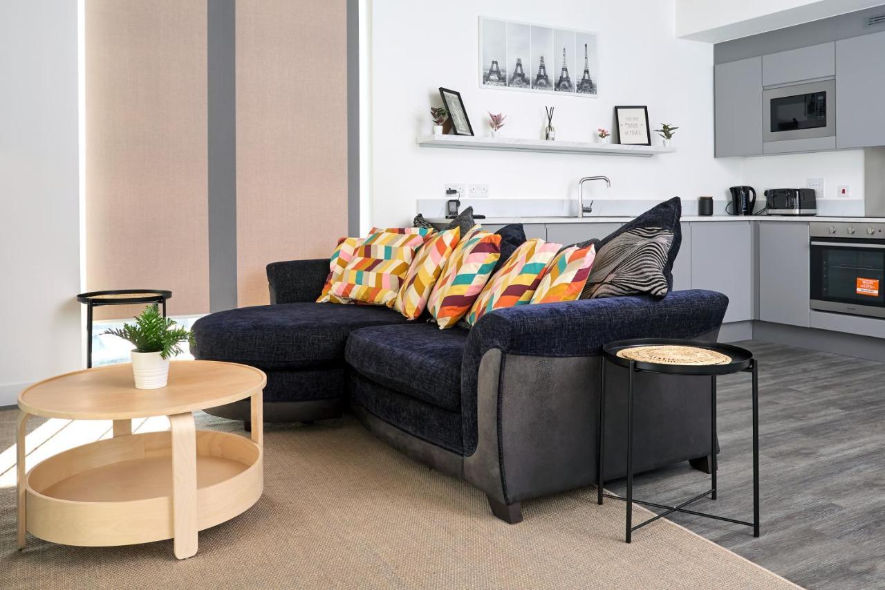 Morden Lovely 3Bedroom Apartment London Abbey Wood Zewnętrze zdjęcie