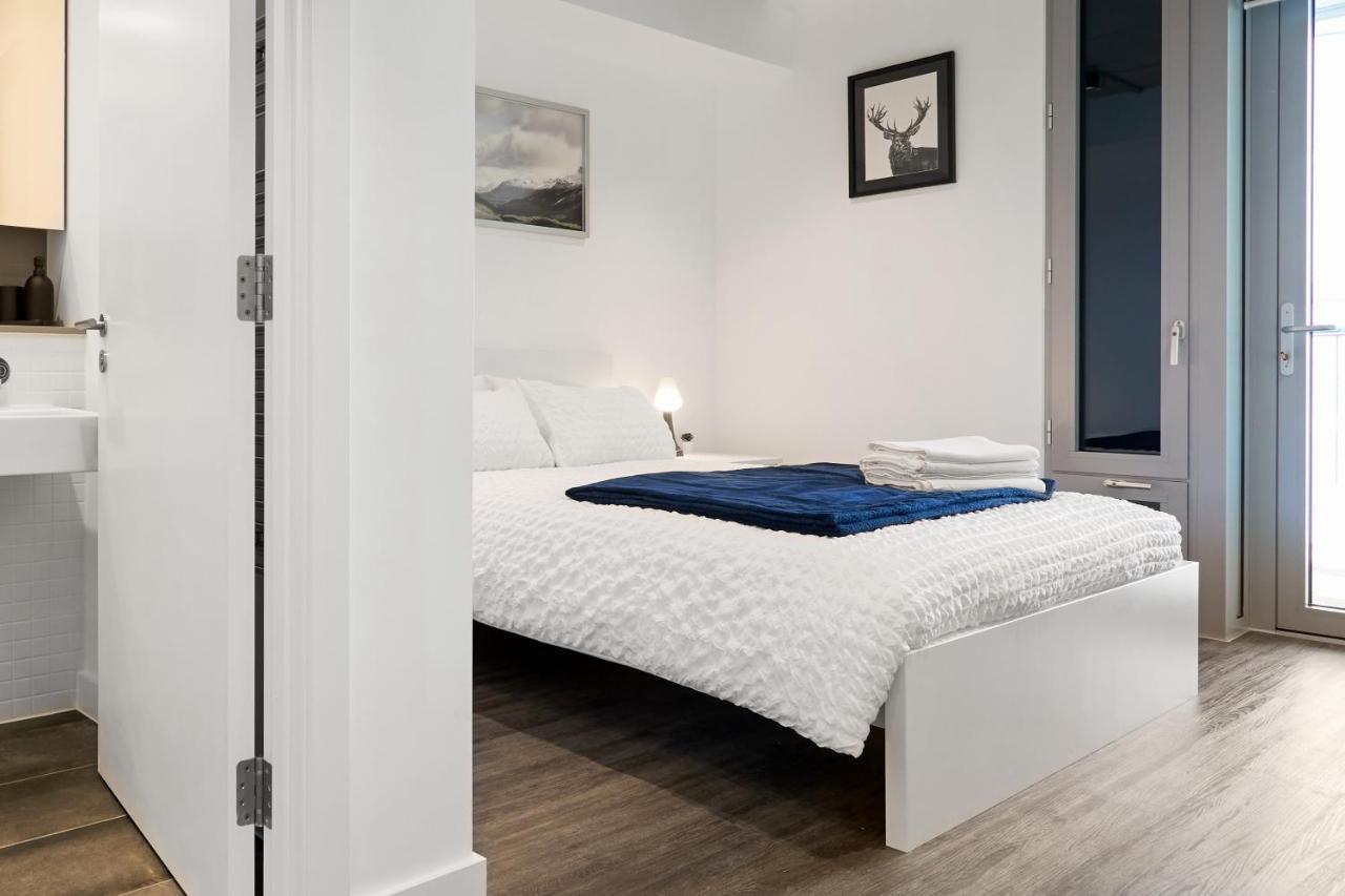 Morden Lovely 3Bedroom Apartment London Abbey Wood Zewnętrze zdjęcie
