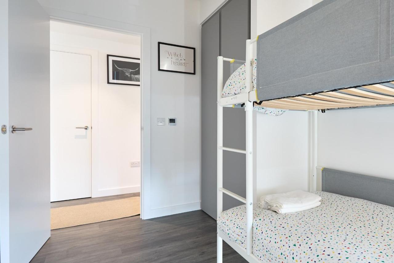 Morden Lovely 3Bedroom Apartment London Abbey Wood Zewnętrze zdjęcie