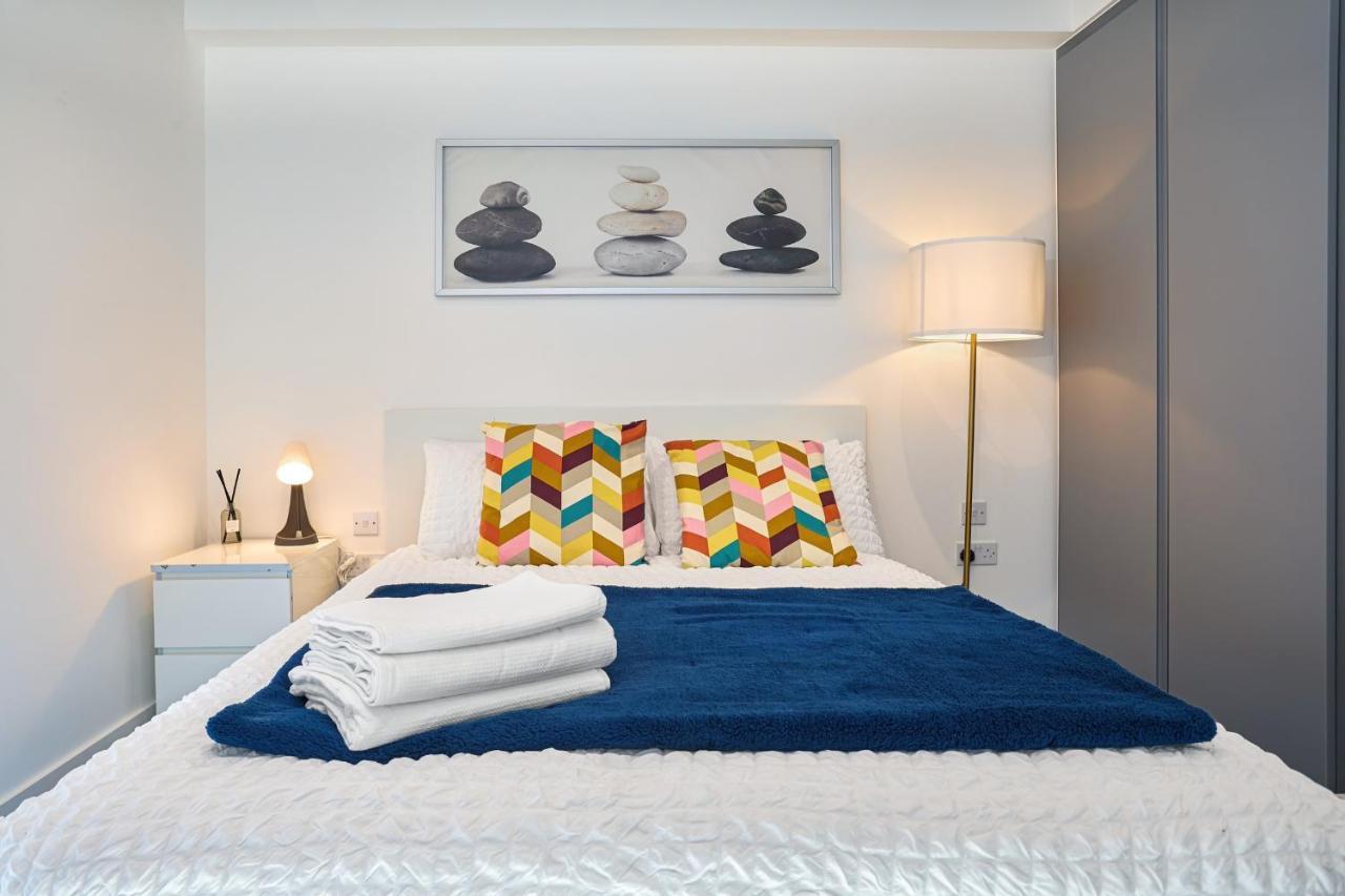 Morden Lovely 3Bedroom Apartment London Abbey Wood Zewnętrze zdjęcie